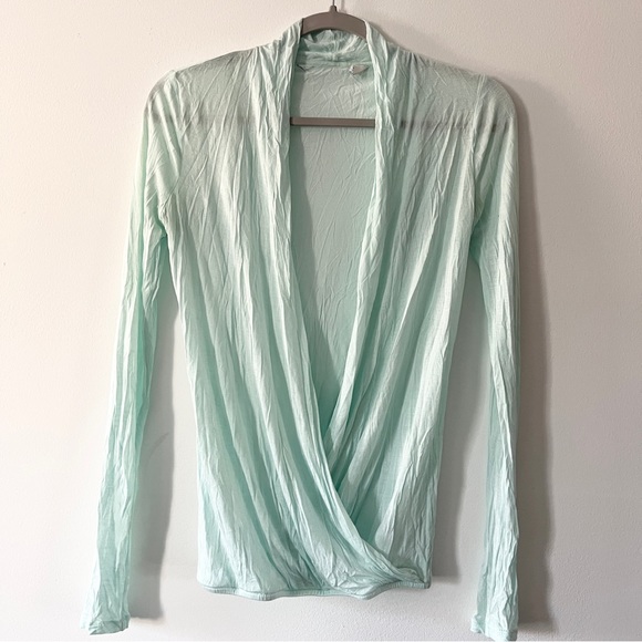 Aqua sheer Surplice top xS - Picture 2 of 5